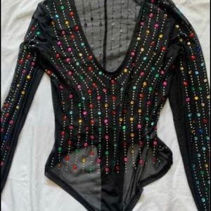 Mesh jewellery bodysuit- vneck